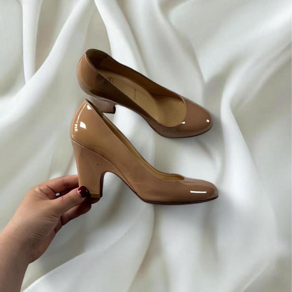 Christian Louboutin glossy nude patent leather block heel pumps y2k euro